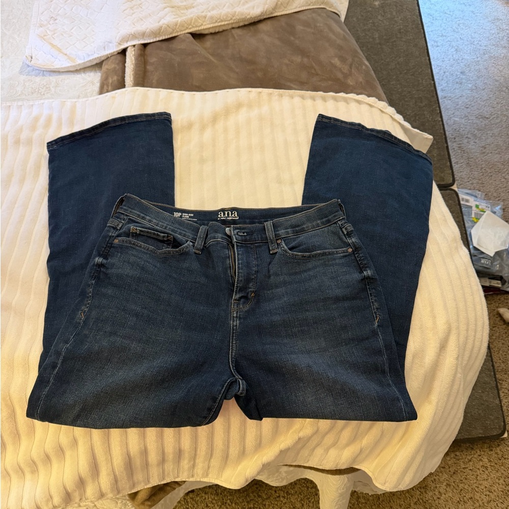 a.n.a 12P Dark Indigo High-Rise Flare Jeans NIP - Picture 3 of 3